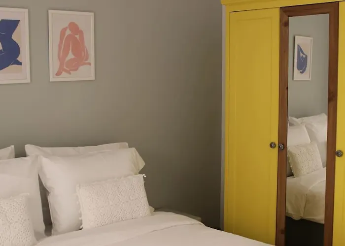 Rodon2 - Two Bedroom דירה