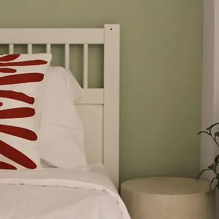 アパート Rodon2 - Two Bedroom アフィトス